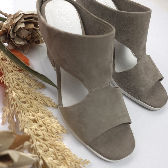 Seychelles Women's Grey Tan Suede Sandal Heels Sz 7 - Picture 3 of 10